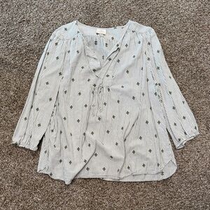 St. John's Bay Green and White Floral Blouse